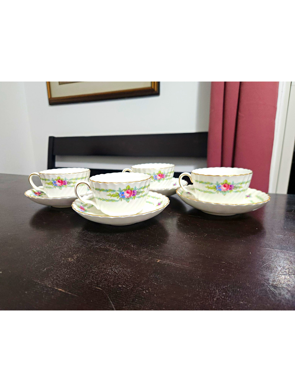 Minton Chiltern Bone China Floral Tea Cup & Saucer Set Of 4 England Gold Trim